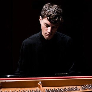 Francesco Tristano: Classical × Electronic