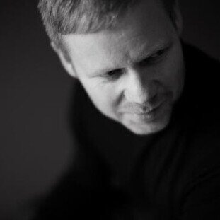 Max Richter Plays Max Richter