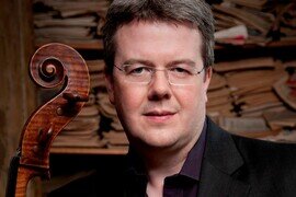 Hong Kong Philharmonic’s 
“Eastern Europe Postcards with Paul Watkins” (Dec 4 & 5)